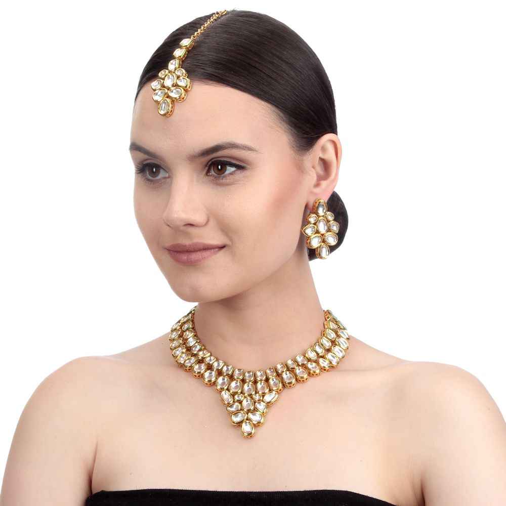 Buy Bamboo Tree Jewels Kundan Necklace Earring And Maang Tika Gold Color Jewellery Set - Purplle