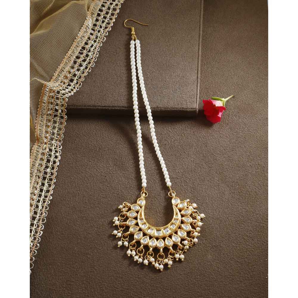 Bamboo Tree Jewels White Beaded Pearl Kundan Maang Tika