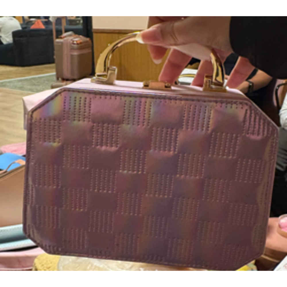 Buy Purplle Brown Trousseau Box(Medium) GWP AMJ 26 1 pc - Purplle