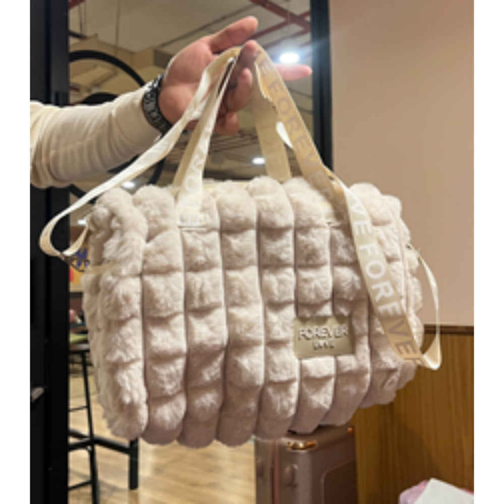 Buy Purplle Fur Bag GWP AMJ 26 1 pc - Purplle