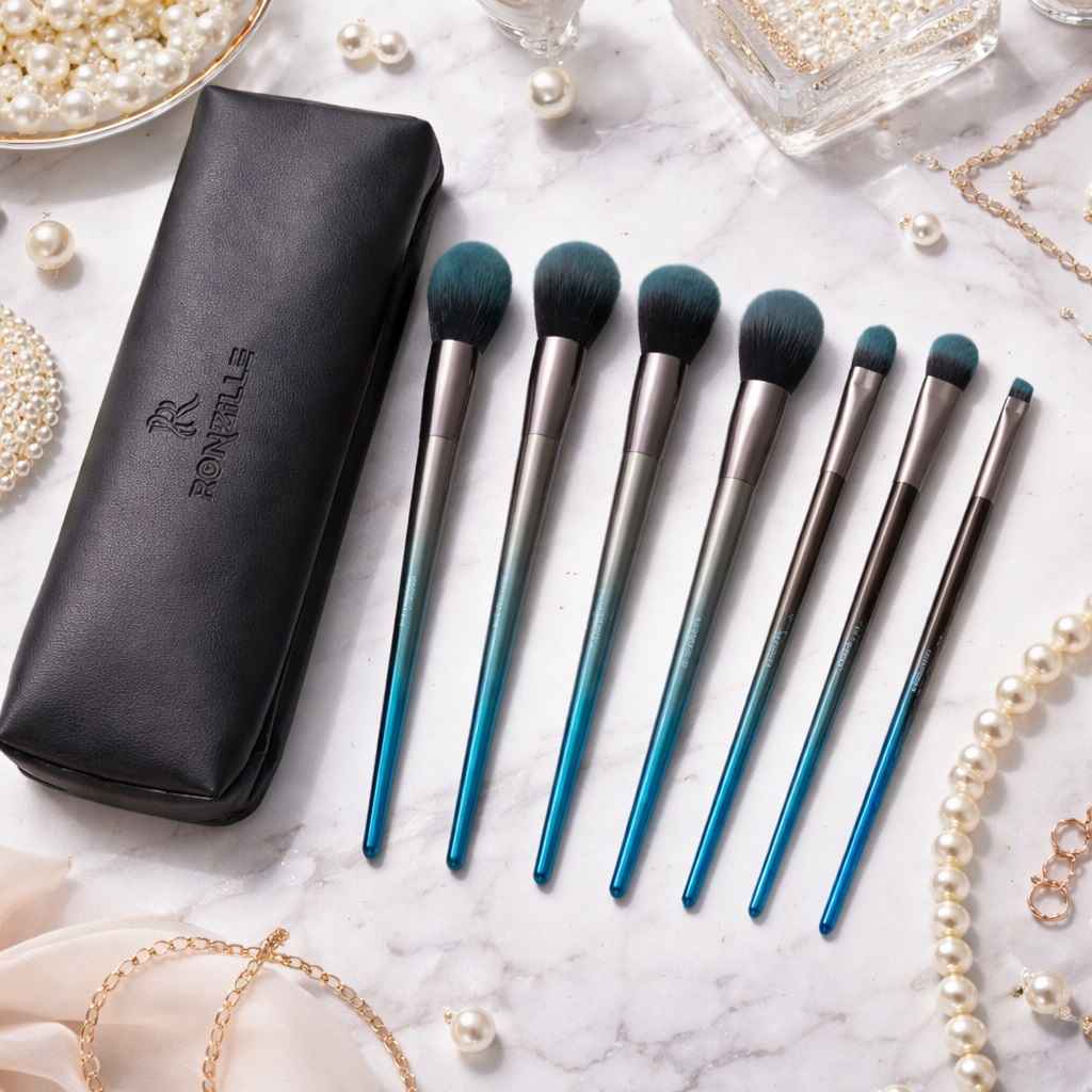 Buy Ronzille Professional Premium Makeup brush Set of 7 With Pouch (7 pc) - Purplle