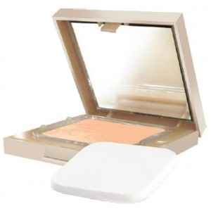 Buy Lotus Make-Up Pure Radiance Compact Caramel | Oil Control | Safe for Sensitive Skin | SPF 15 | 9g - Purplle