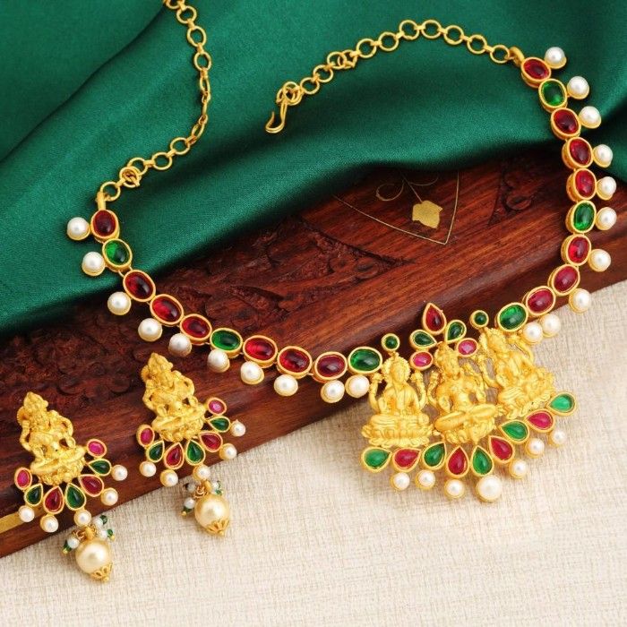 Sukkhi jewellery shop set