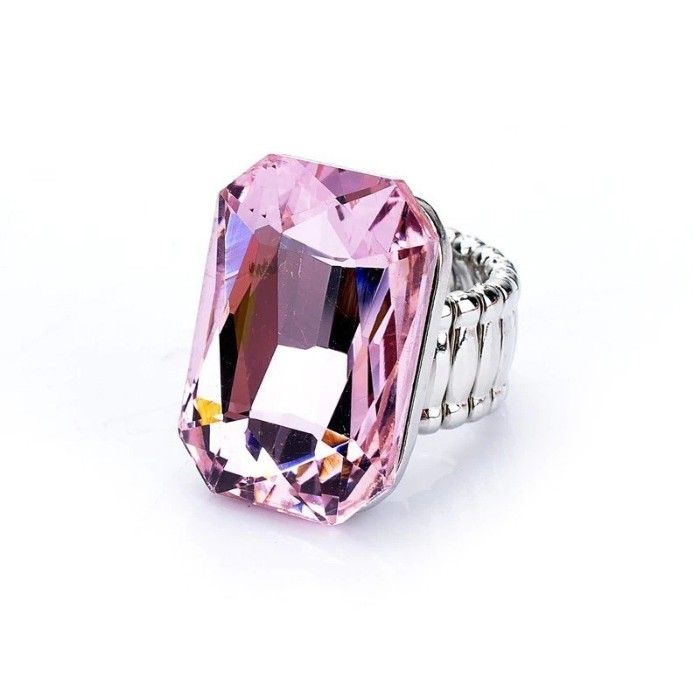 Bonbon - Three Stone Ring with Pink Sapphires
