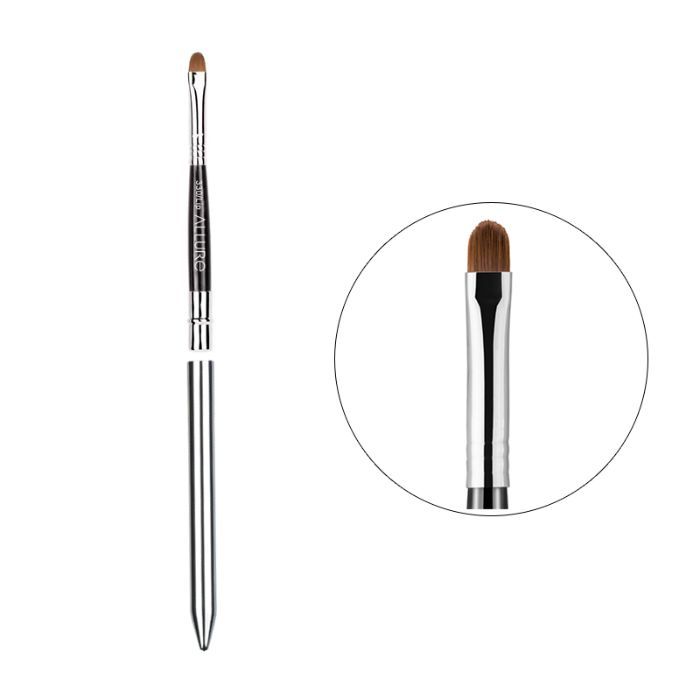 Allure Lip Brush 330