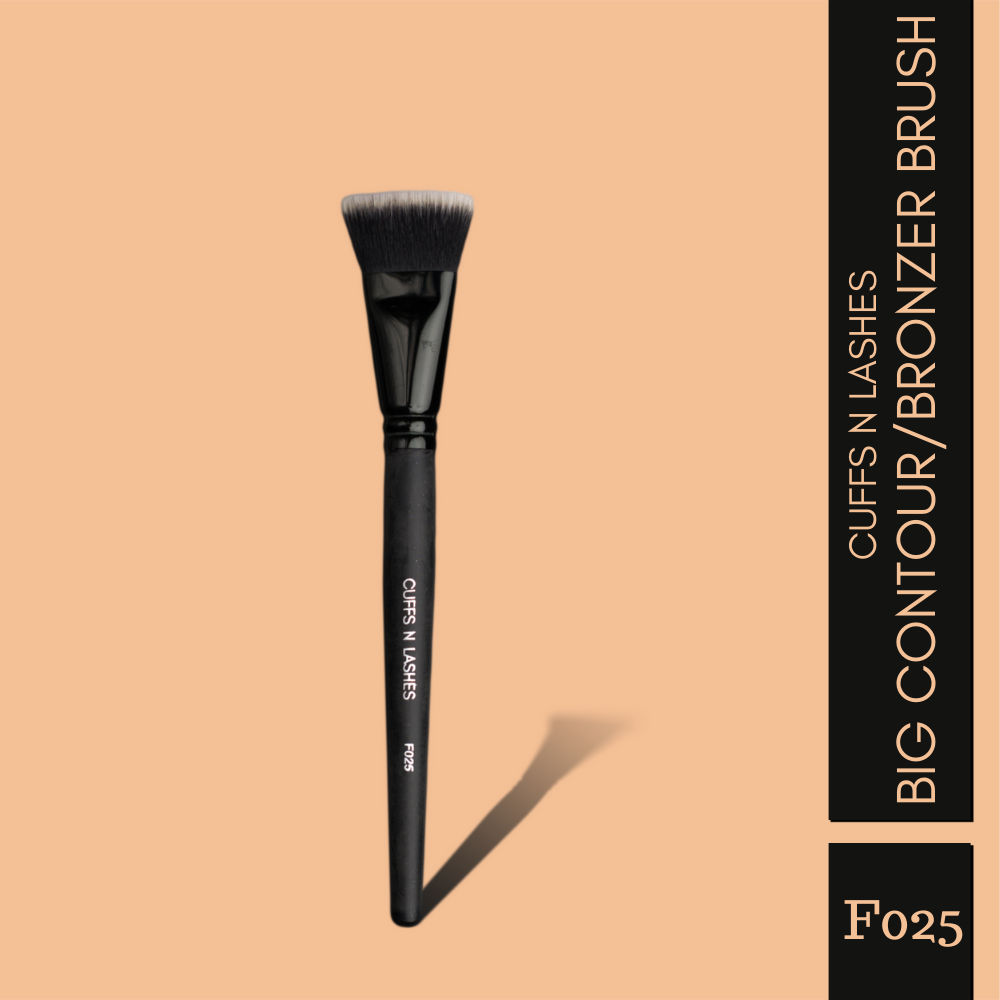 CUFFS N LASHES Makeup Brushes F025 Big Bronzer / Contour Brush