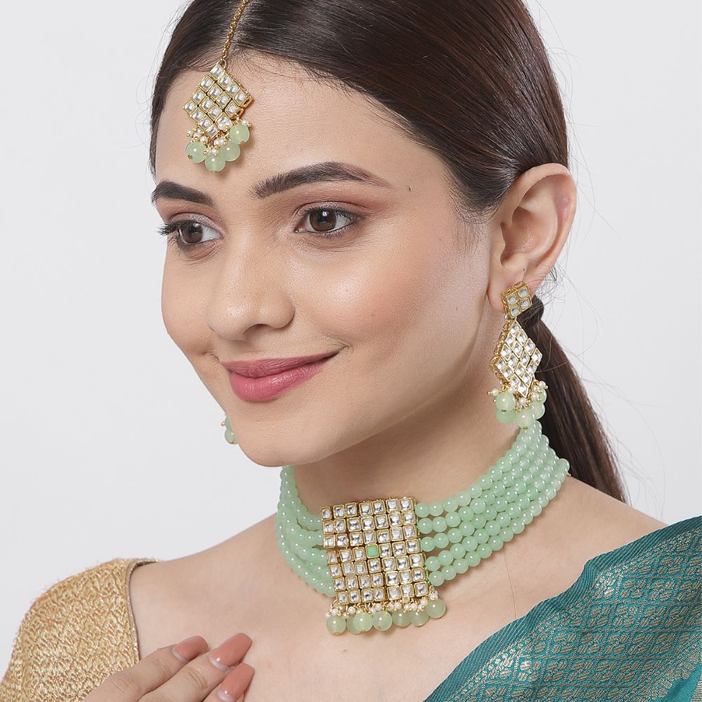 Karatcart Gold Plated Embellished Kundan and Mint Green Beads