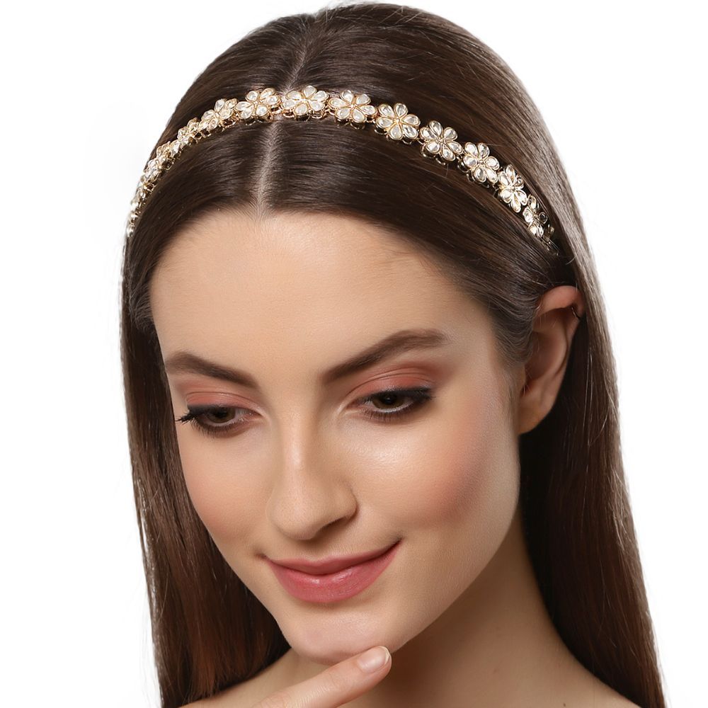 Karatcart Gold Plated Floral Chain Hairband For Womens 0411