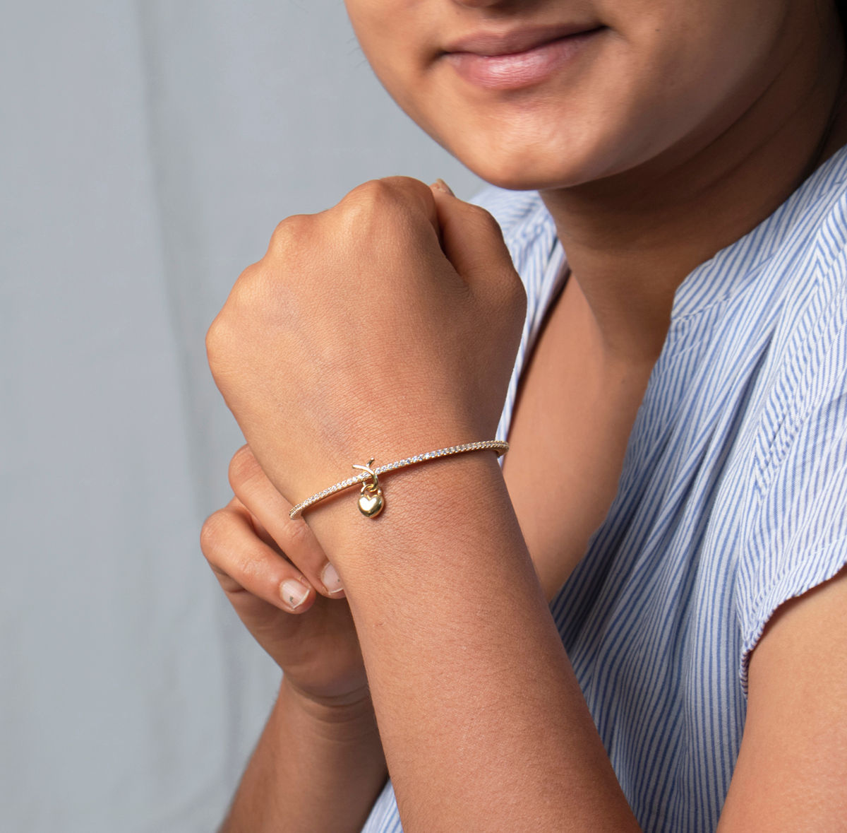 Knotted heart bracelet shop
