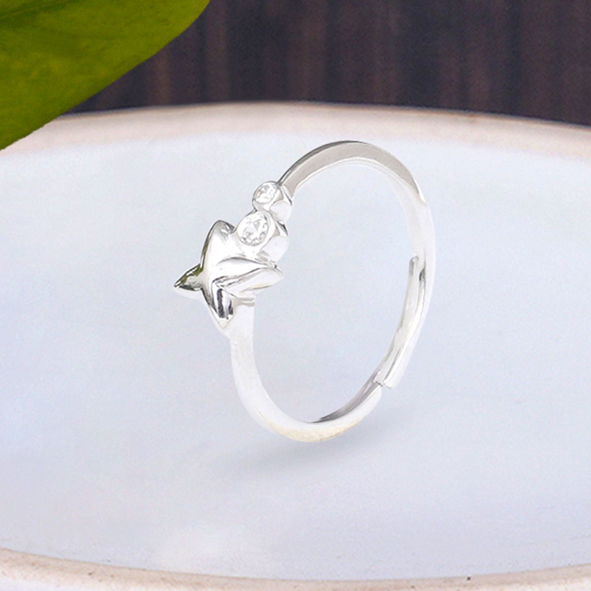 KUNUZ by Karatcart 925 Sterling Silver Star Shape Adjustable Ring