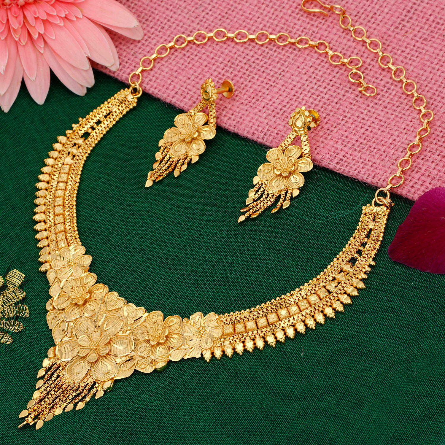 Carat Gold Plated Choker Necklace Set 