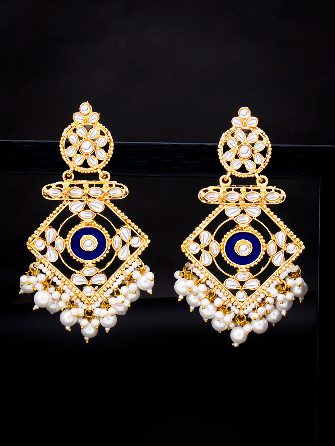 Sukkhi Classic Kundan Gold Plated Pearl Chandelier Earring Set for Women