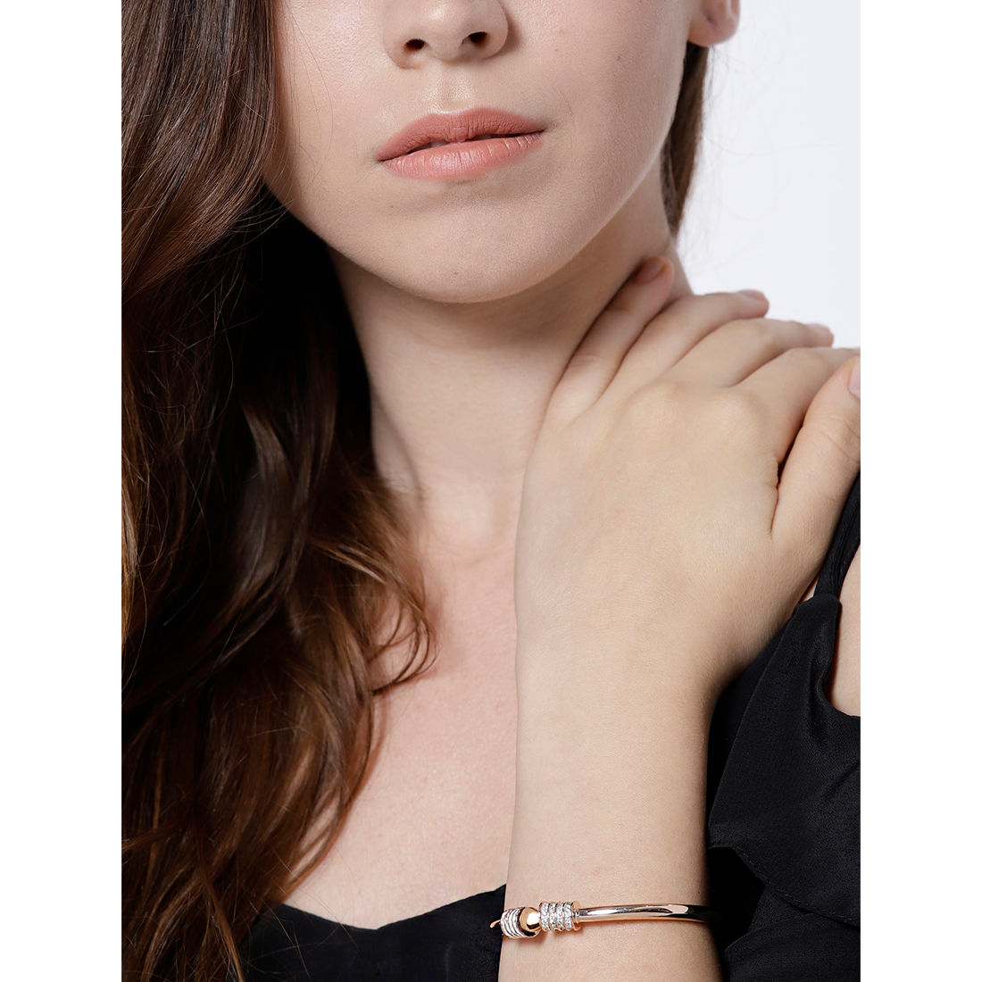 Buy Jewels Galaxy Women 4 Gold Toned Gold Plated Link Bracelet - Bracelet  for Women 21431402 | Myntra