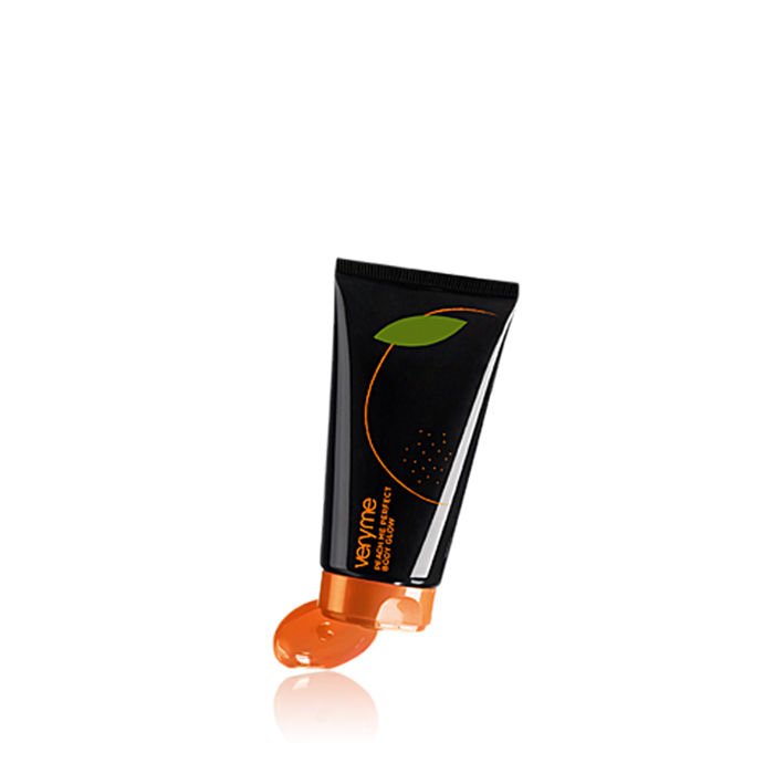 Buy Oriflame Very Me Peach Me Perfect Body Glow (150 ml) Online Purplle