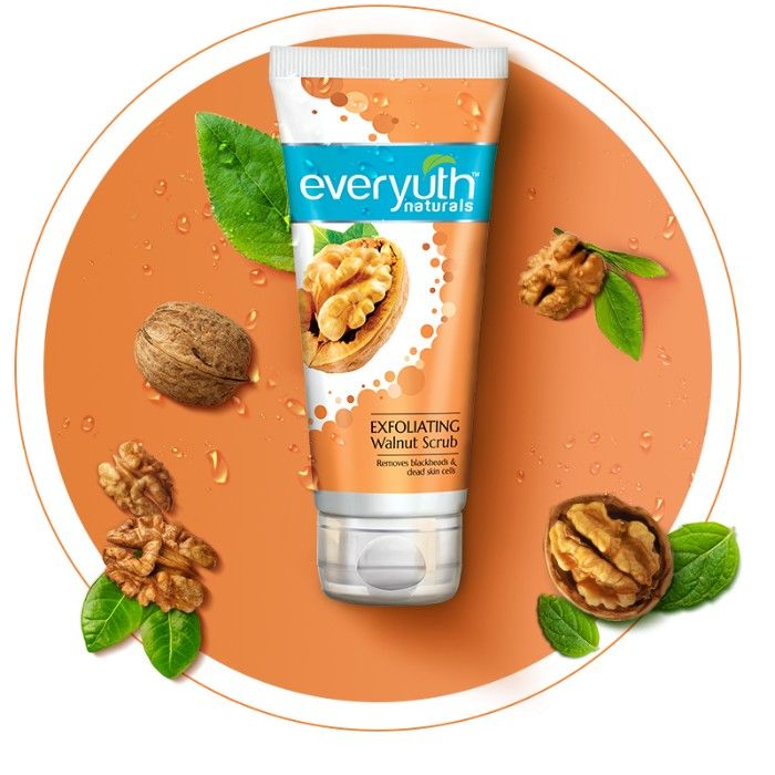 Everyuth Naturals Exfoliating Walnut Scrub with nano Multi Vit A (100 g)