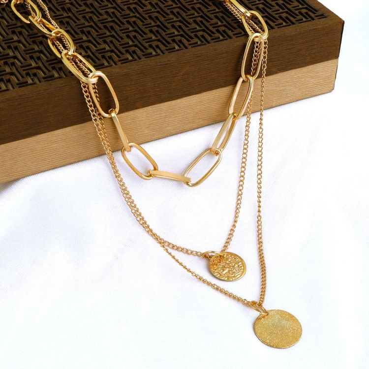 Fashion Frill Golden Chain Necklace 